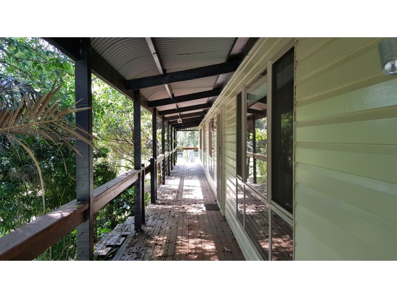 2 HAWK STREET, Moodlu QLD 4510