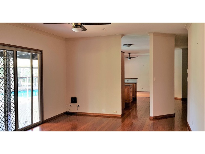 2 HAWK STREET, Moodlu QLD 4510