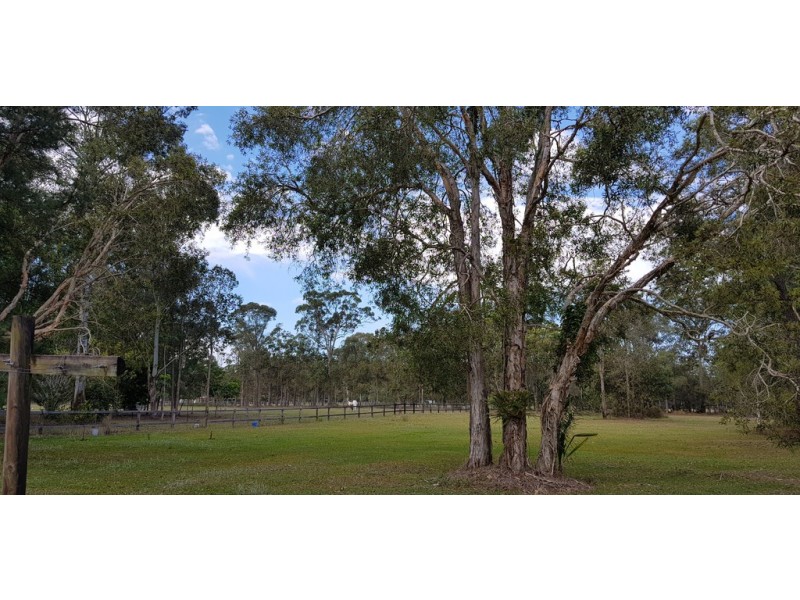 2 HAWK STREET, Moodlu QLD 4510