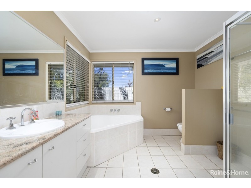 2 BRADFORD STREET, North Lakes QLD 4509