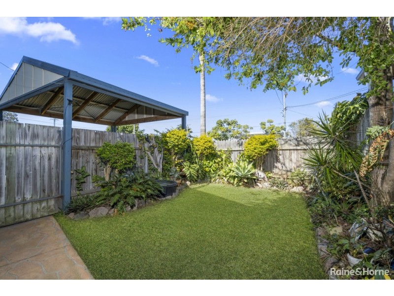 18 BELL STREET, Woody Point QLD 4019
