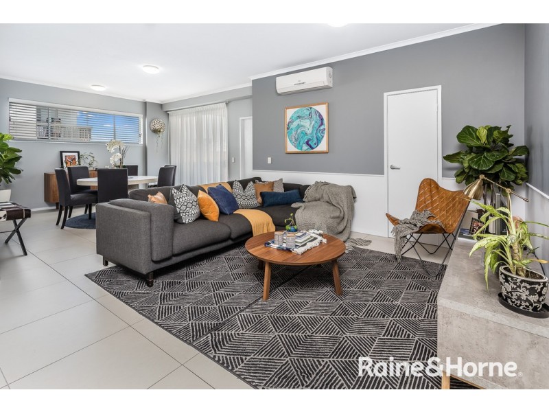 13 59 ENDEAVOUR BOULEVARD, North Lakes QLD 4509