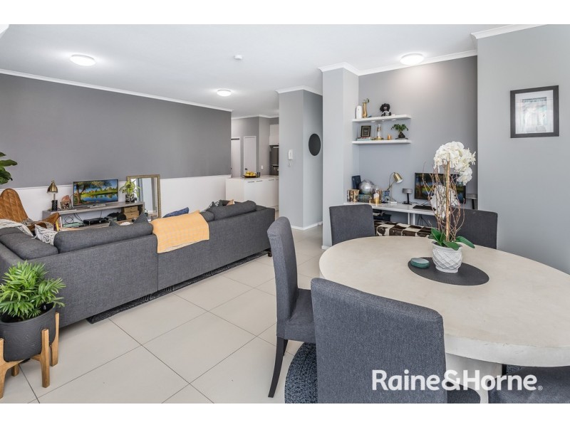 13 59 ENDEAVOUR BOULEVARD, North Lakes QLD 4509