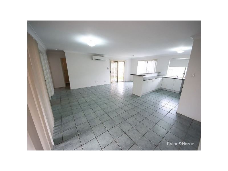 5 BILINGA PLACE, Kallangur QLD 4503