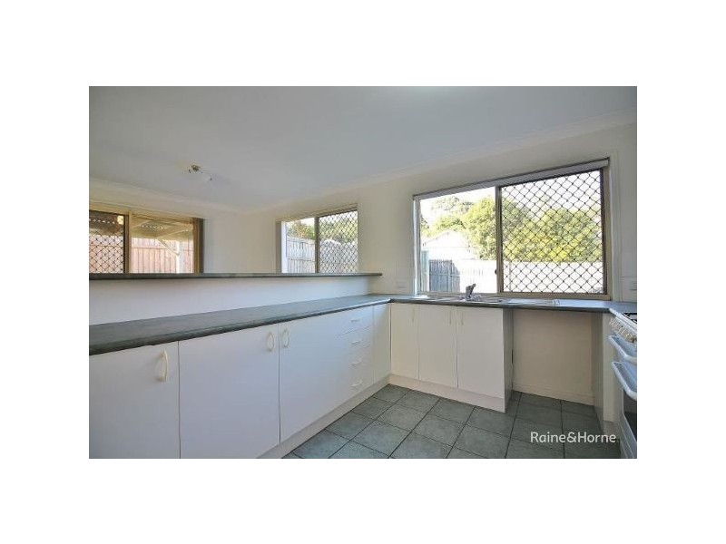 5 BILINGA PLACE, Kallangur QLD 4503
