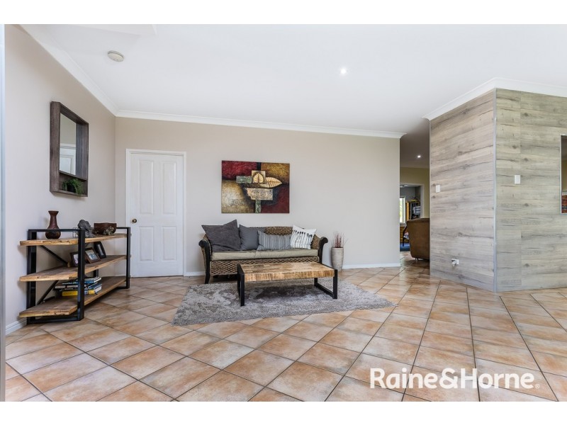 17 EVERARD STREET, North Lakes QLD 4509