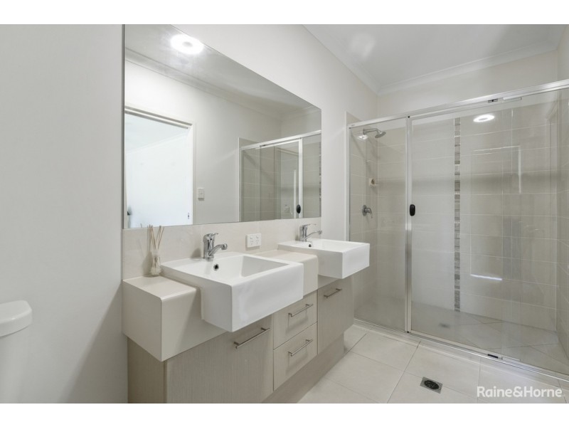63 PADEMELON CIRCUIT, North Lakes QLD 4509