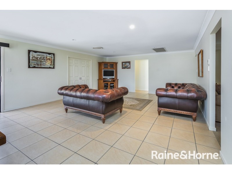 1 Yarle Court, Narangba QLD 4504