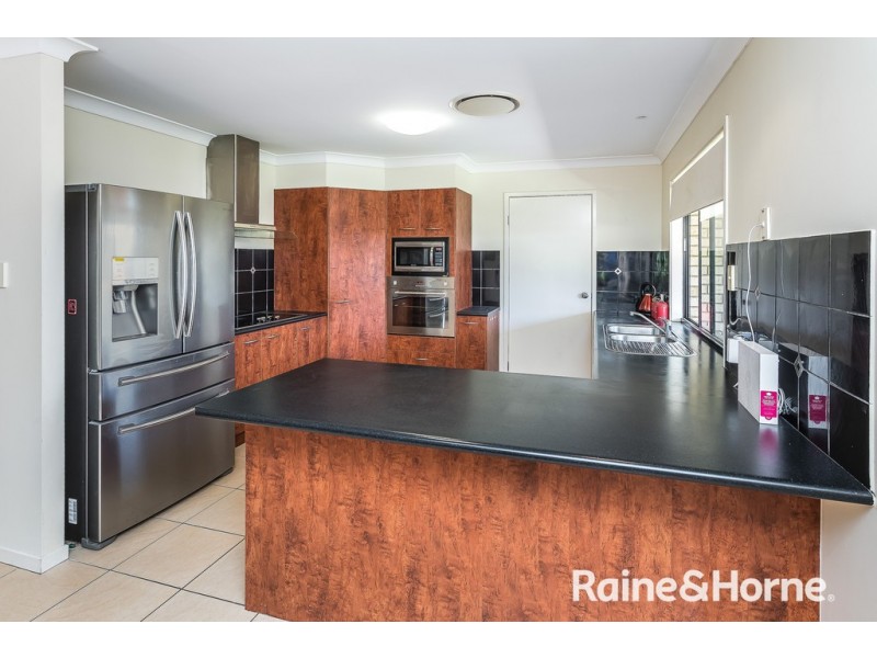 1 Yarle Court, Narangba QLD 4504