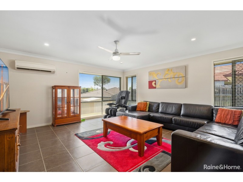 111 KURRAJONG DRIVE, Warner QLD 4500