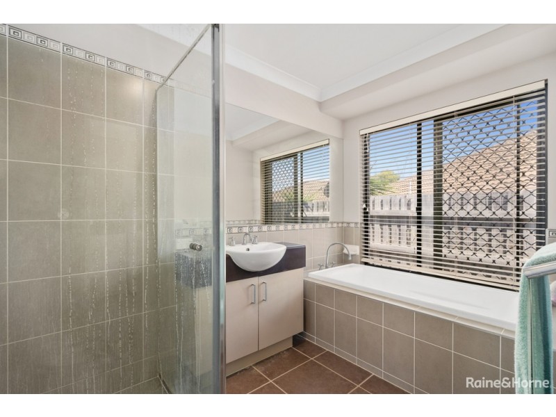 111 KURRAJONG DRIVE, Warner QLD 4500