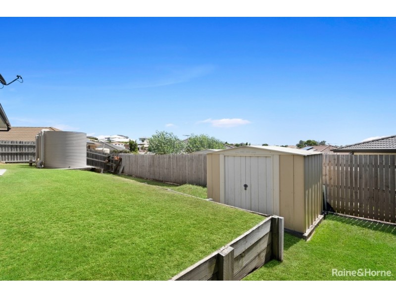 111 KURRAJONG DRIVE, Warner QLD 4500
