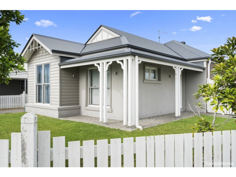 28 GRICE CRESCENT, Ningi QLD 4511