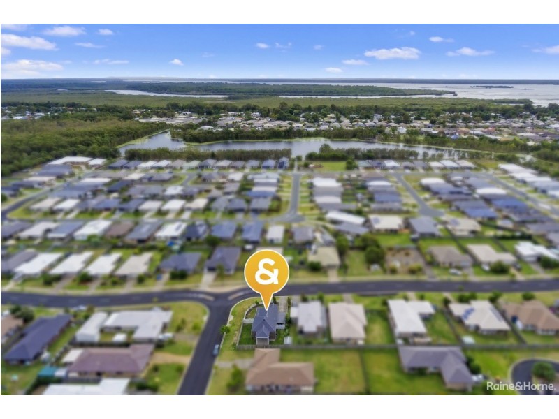 28 GRICE CRESCENT, Ningi QLD 4511