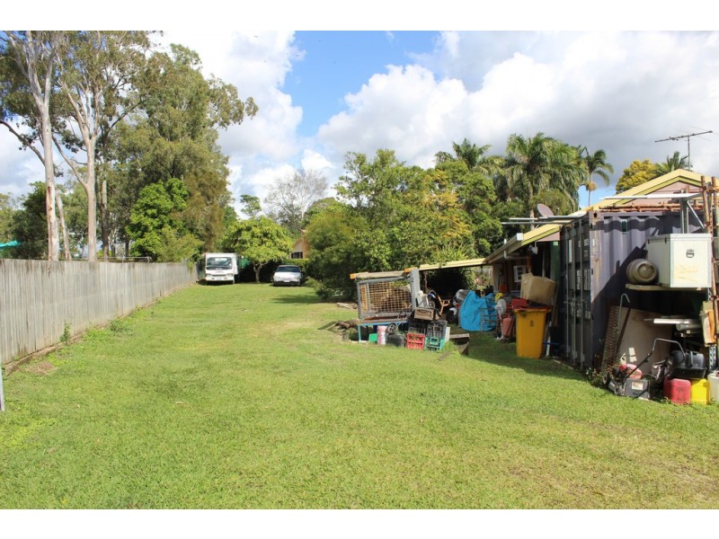 5 ROANNE COURT, Petrie QLD 4502