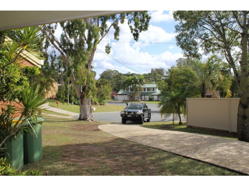 5 ROANNE COURT, Petrie QLD 4502