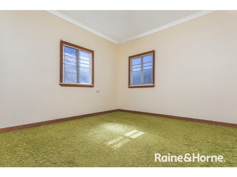 6 LAURA STREET, Clontarf QLD 4019