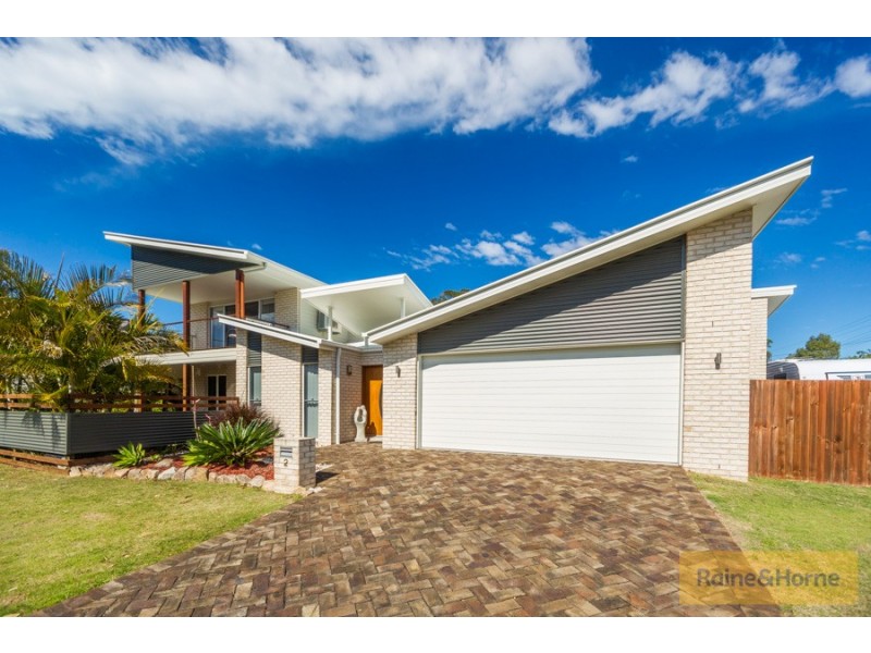 2 Phillip St, Beachmere QLD 4510
