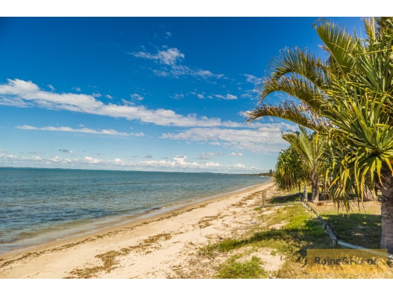 2 Phillip St, Beachmere QLD 4510