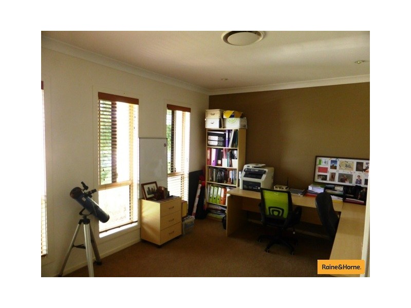 22 Central Lakes Dr, Caboolture QLD 4510