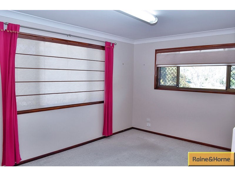 10 Blue Pacific Rd, Deception Bay QLD 4508