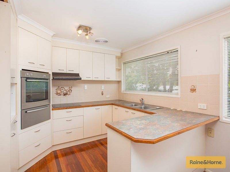 31 Oxley St, Deception Bay QLD 4508