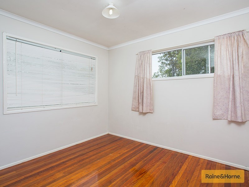 31 Oxley St, Deception Bay QLD 4508