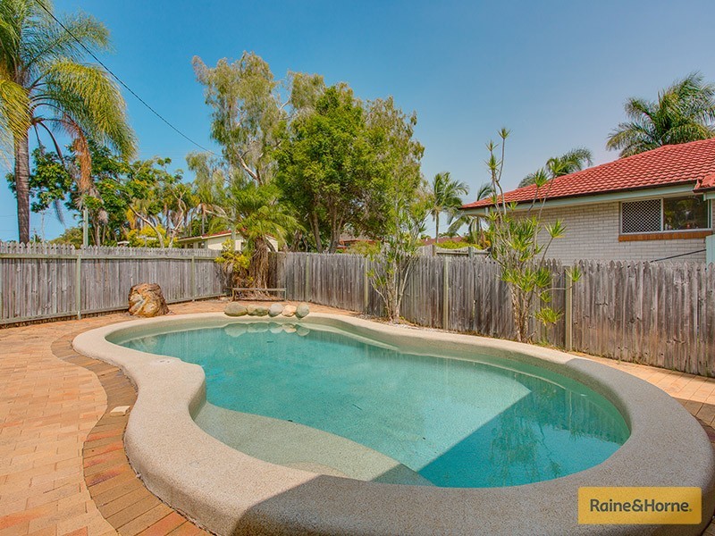 31 Oxley St, Deception Bay QLD 4508