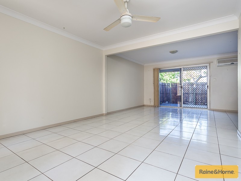 2/2 Station Rd, Burpengary QLD 4505