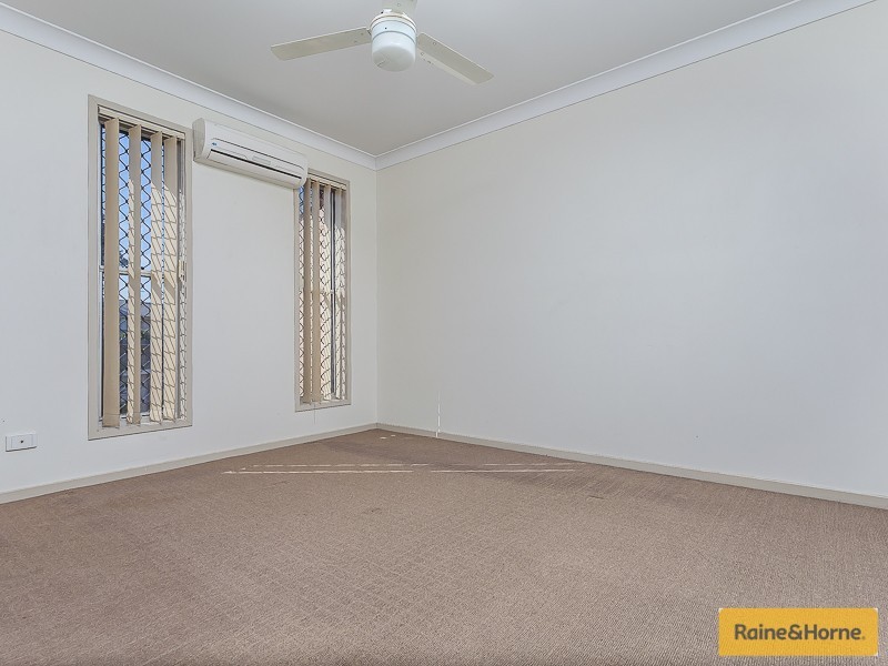 2/2 Station Rd, Burpengary QLD 4505