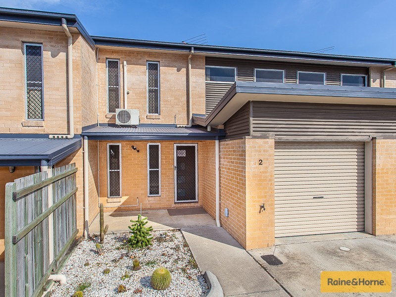 2/2 Station Rd, Burpengary QLD 4505