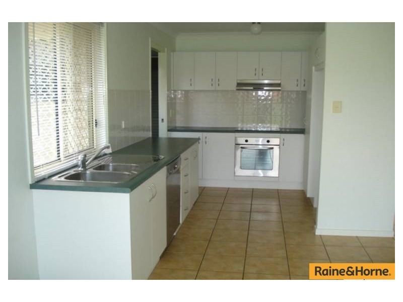 14/11 Woodrose Rd, Morayfield QLD 4506