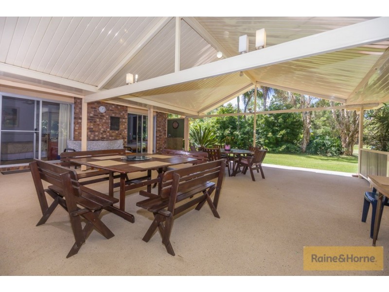 118 Bellay Road, Beachmere QLD 4510