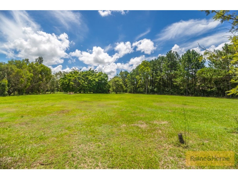118 Bellay Road, Beachmere QLD 4510