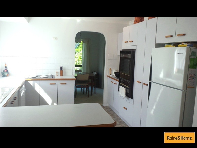 28 Norfolk Esplanade, Caboolture South QLD 4510