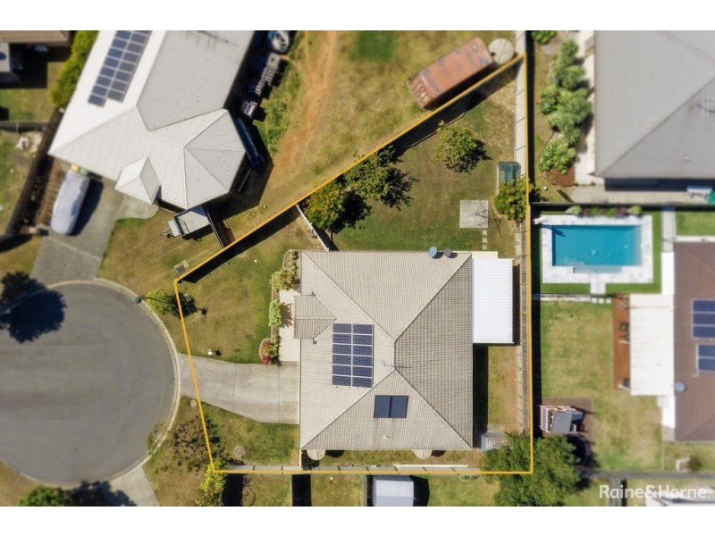 9 Mikaela Ct, Kallangur QLD 4503
