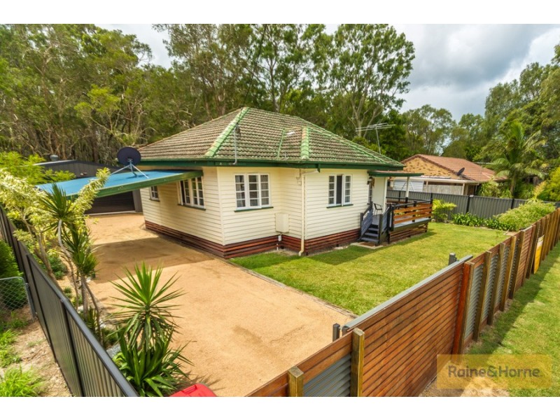 19 Patrick Street, Beachmere QLD 4510