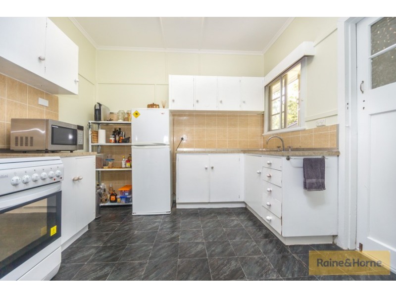 19 Patrick Street, Beachmere QLD 4510