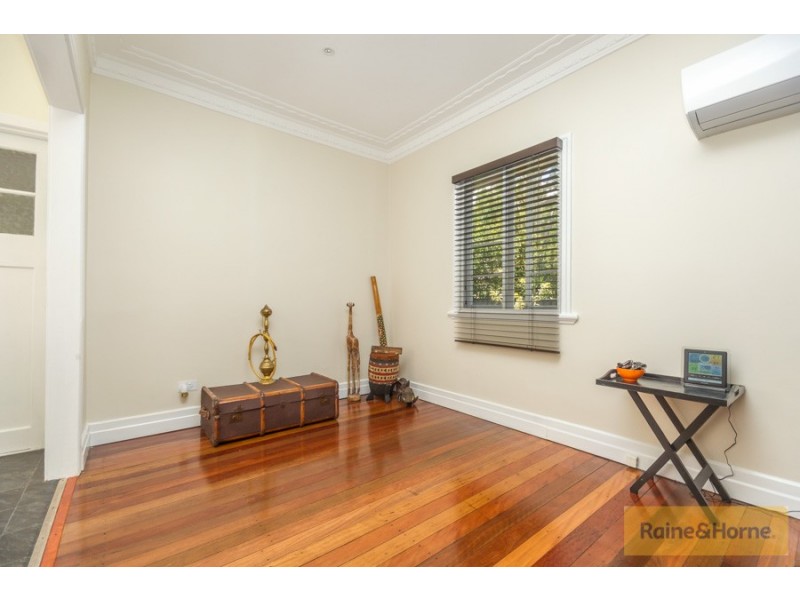 19 Patrick Street, Beachmere QLD 4510