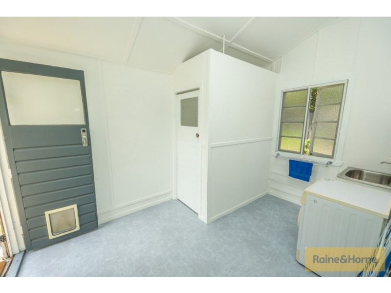 19 Patrick Street, Beachmere QLD 4510