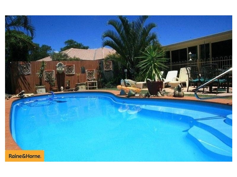 32 Gretel Drive, Beachmere QLD 4510
