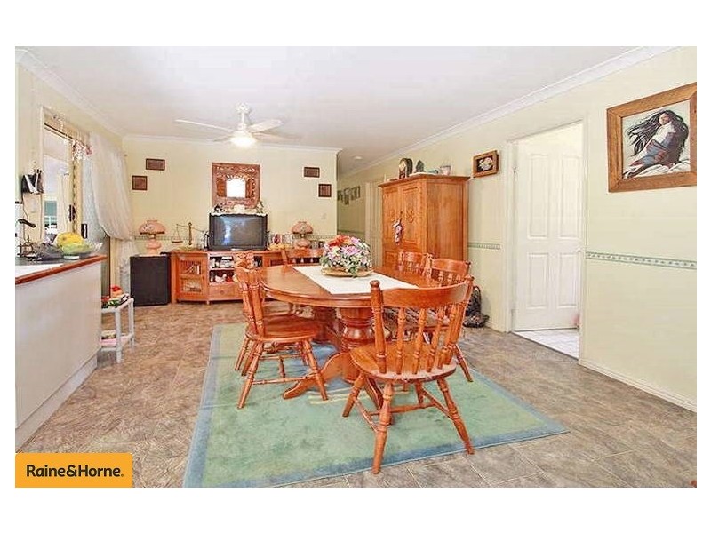 32 Gretel Drive, Beachmere QLD 4510