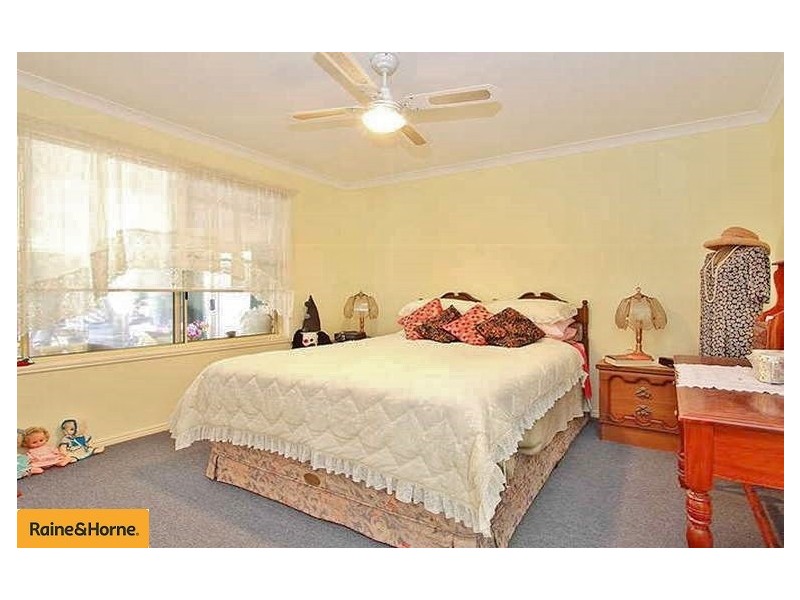 32 Gretel Drive, Beachmere QLD 4510