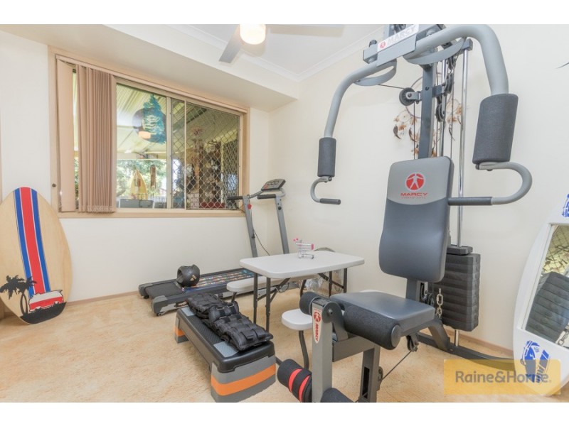 5 Hillgrove Court, Morayfield QLD 4506