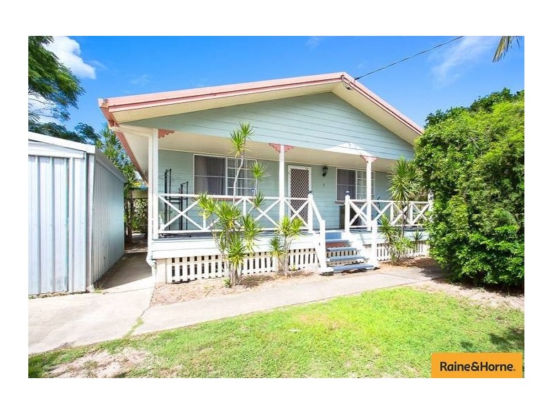2 Dwyer Street, Beachmere QLD 4510