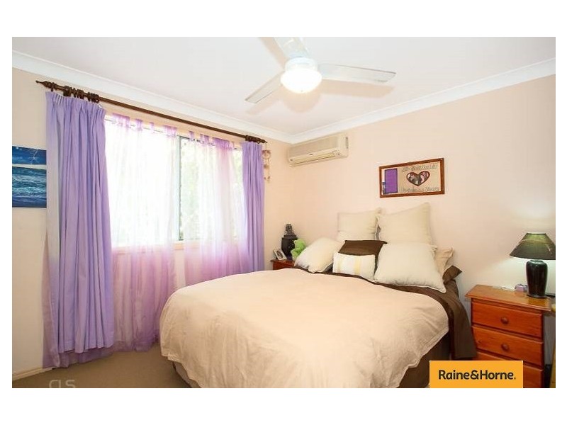 2 Dwyer Street, Beachmere QLD 4510