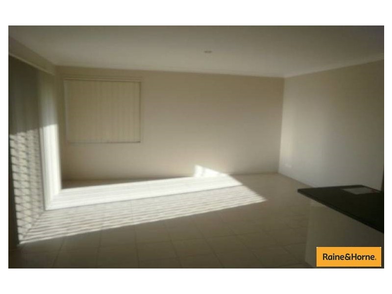 50 Menara Cresent, North Lakes QLD 4509