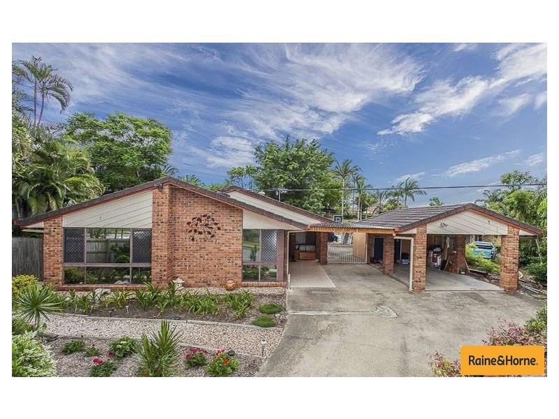 48 Eucumbene Drive, Petrie QLD 4502