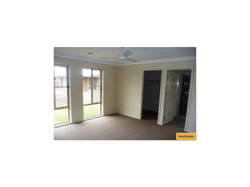 6 Kentia Court, Morayfield QLD 4506