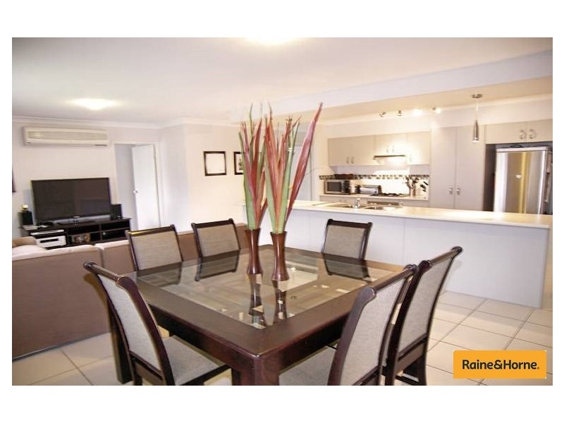 4 Angophora Close, Narangba QLD 4504